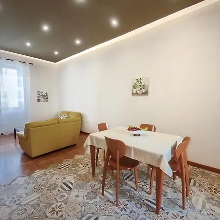 Annacati House Centro Storico Lägenhet